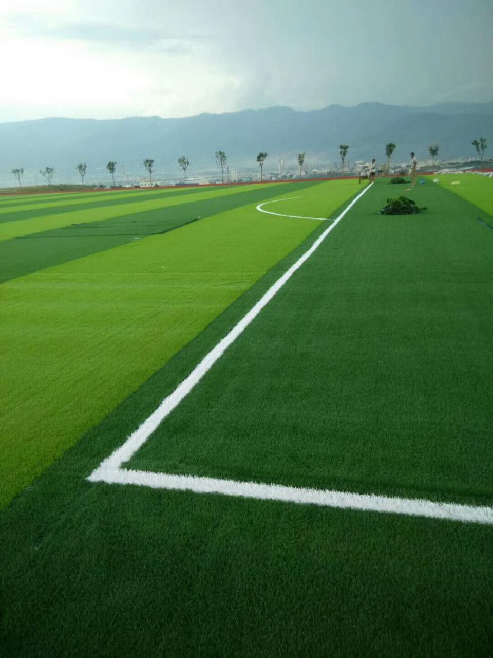 红牌争议